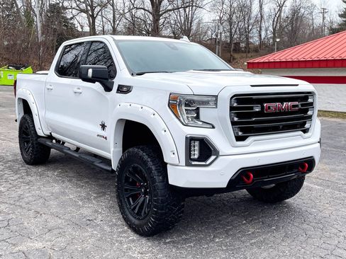 Used 2021 GMC Sierra 1500 AT4 w/ AT4 Premium Package image 2
