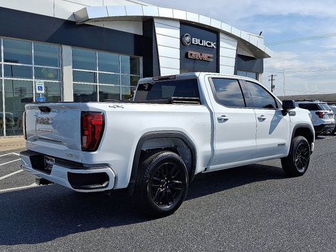 Used 2024 GMC Sierra 1500 Elevation AWD/4WD image 6