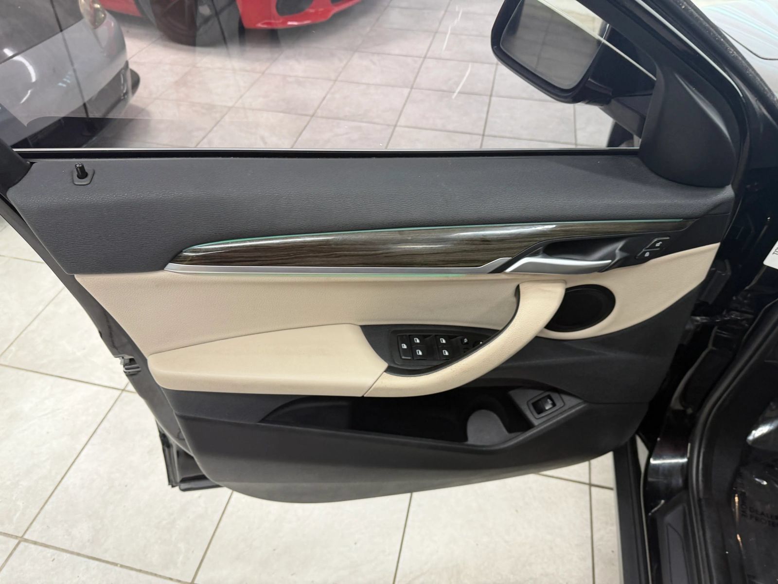 Used 2020 BMW X2 sDrive28i w/ Convenience Package FWD image 13