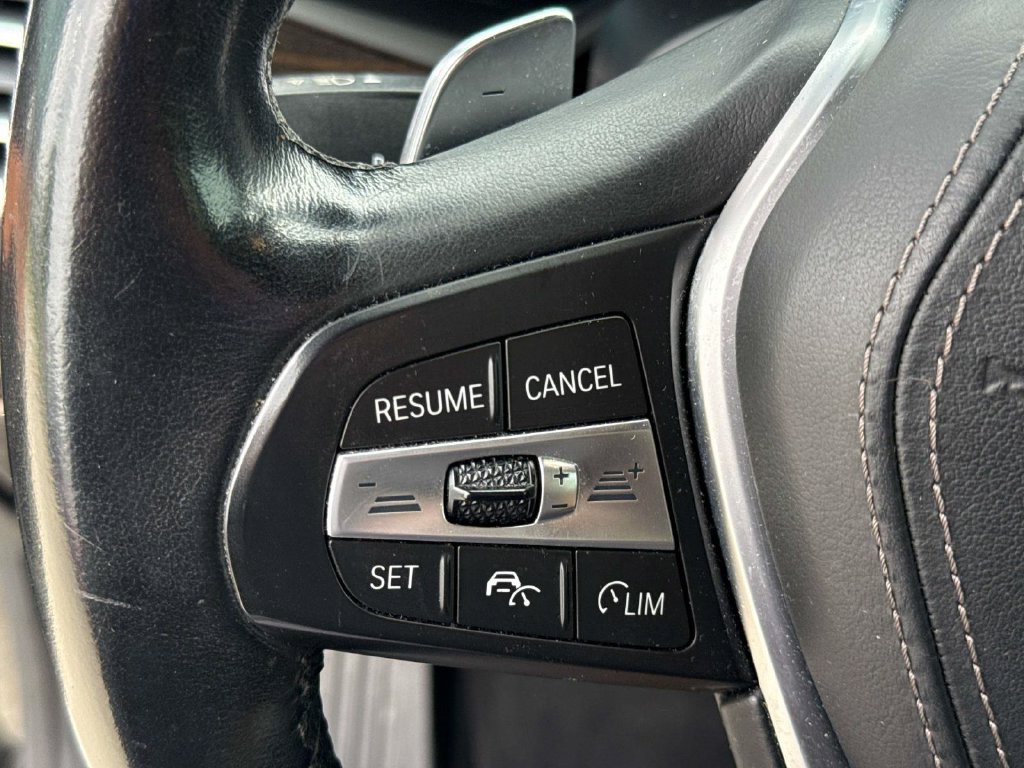 Used 2019 BMW X5 xDrive40i w/ Luxury Seating Package AWD/4WD image 29