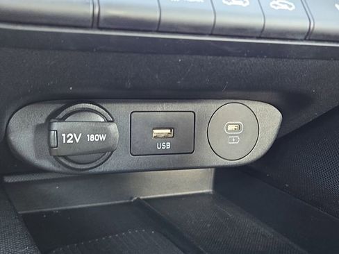 Certified 2024 Hyundai Elantra Limited image 14
