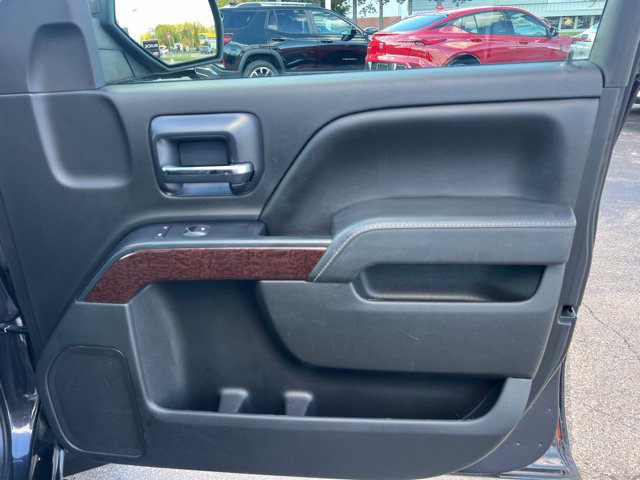 Used 2015 GMC Sierra 1500 SLE w/ SLE Value Package AWD/4WD image 11