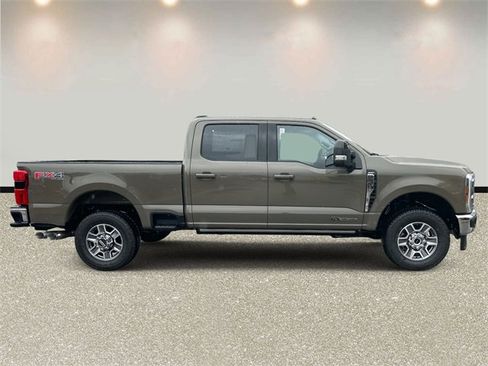 New 2026 Ford F250 Lariat w/ Lariat Ultimate Package image 4