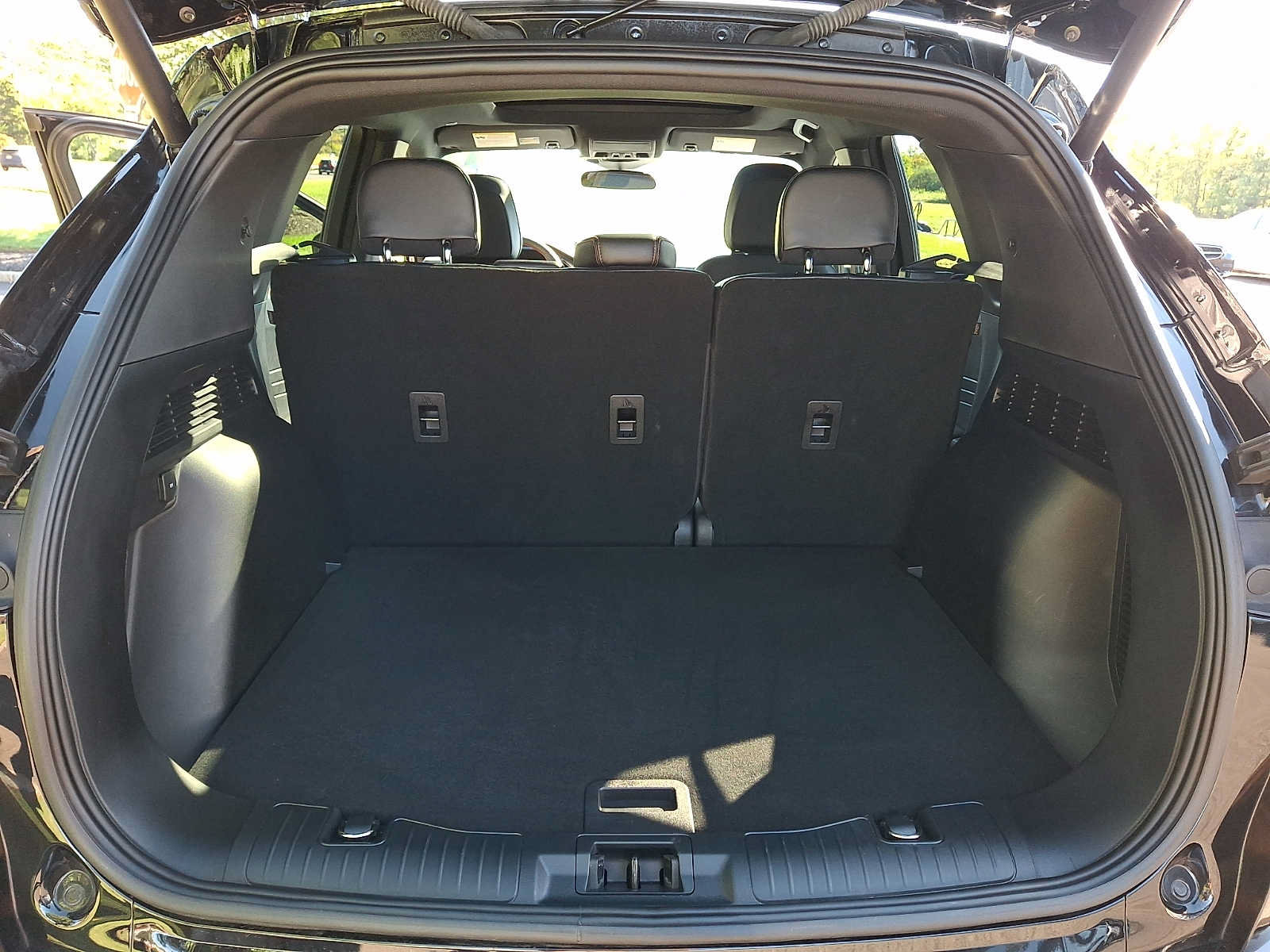 Used 2023 Ford Escape ST-Line w/ Tech Pack #1 AWD/4WD image 26