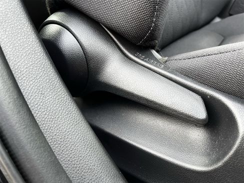 Used 2024 Toyota Corolla LE image 24