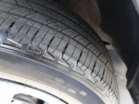 Used 2025 Toyota RAV4 LE image 38