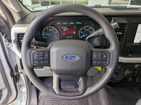 New 2026 Ford F550 4x4 Regular Cab Super Duty image 16
