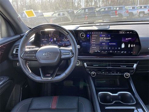 Used 2024 Chevrolet Traverse RS image 15