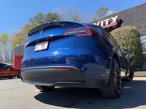 Used 2021 Tesla Model Y Long Range image 13