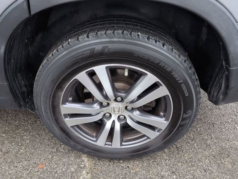 Used 2018 Honda Pilot EX image 12