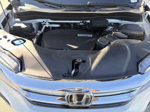 Used 2020 Honda Pilot Touring image 36