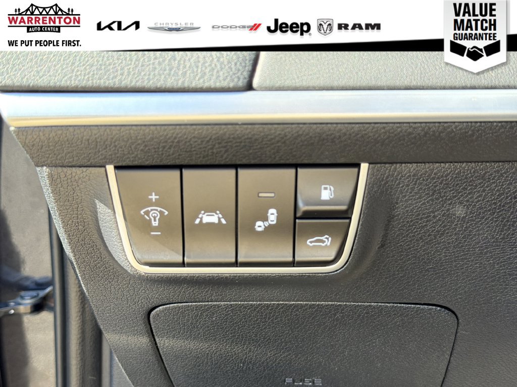 Used 2019 Kia Stinger GT2 AWD/4WD image 18