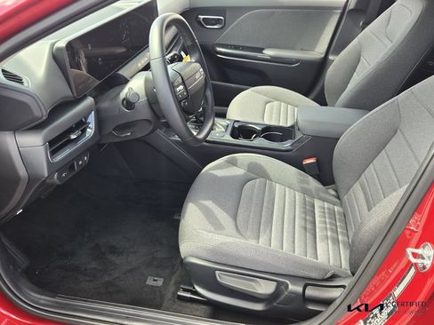 Certified 2025 Kia K4 EX FWD image 10