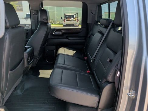 Used 2024 Chevrolet Silverado 2500 LT w/ Texas Edition AWD/4WD image 35