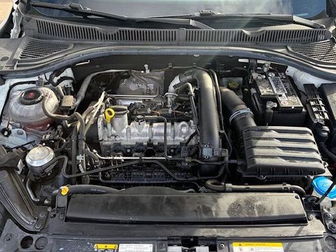 Used 2021 Volkswagen Jetta SE image 6