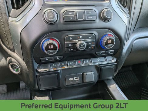 Used 2022 Chevrolet Silverado 1500 LT Trail Boss w/ Safety Package AWD/4WD image 19