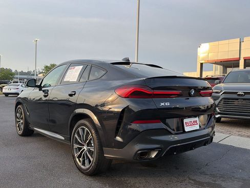 Used 2023 BMW X6 xDrive40i w/ M Sport Package AWD/4WD image 4