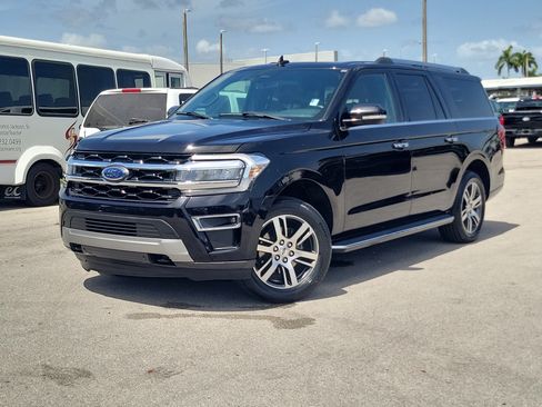 Used 2023 Ford Expedition Max Limited AWD/4WD image 1