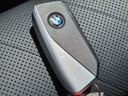 Used 2025 BMW X5 xDrive40i AWD/4WD image 36