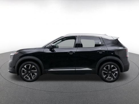 Used 2026 Nissan Kicks SV w/ Cold Weather Package AWD/4WD image 4