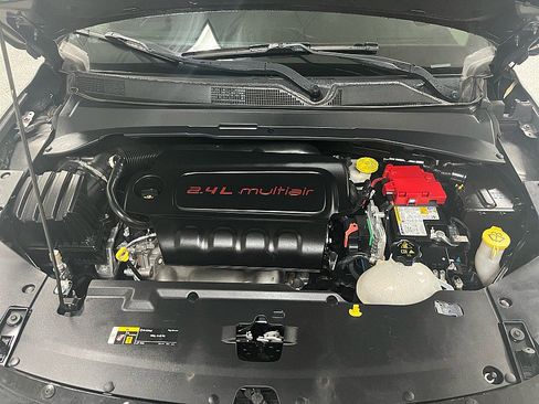 Used 2021 Jeep Compass Sport image 17