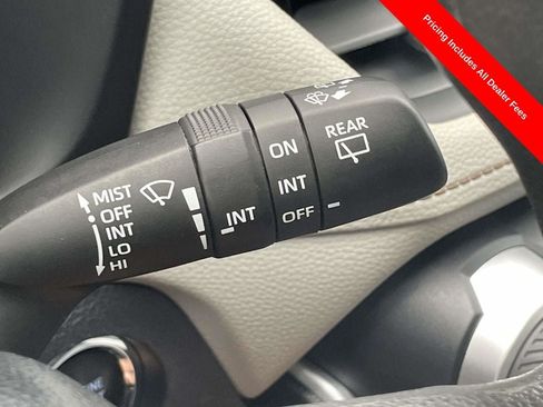 Used 2020 Toyota RAV4 XLE AWD/4WD image 28