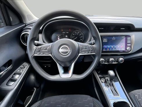 Certified 2024 Nissan Kicks SV w/ Interior Electronics Package FWD image 6