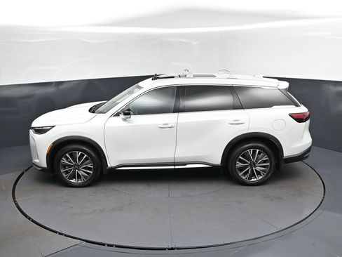 Certified 2026 INFINITI QX60 Luxe w/ Cargo Package FWD image 33