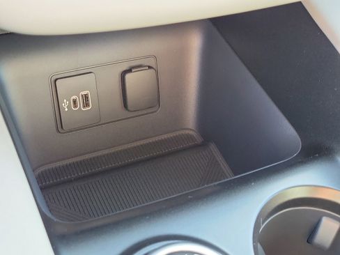 New 2026 Ford Explorer Active w/ Active Comfort Package image 31