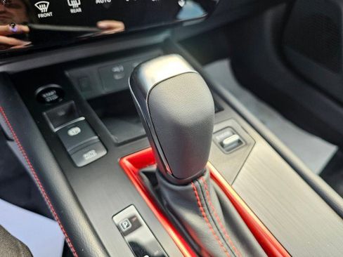 New 2025 Nissan Kicks SR w/ SR Premium Package image 35