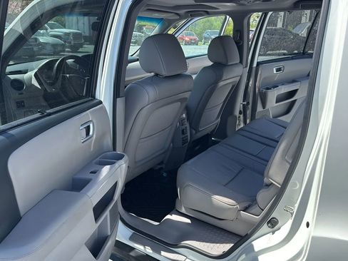 Used 2015 Honda Pilot Touring image 13