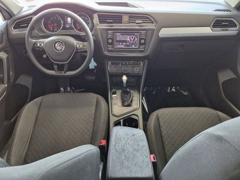 Used 2018 Volkswagen Tiguan S FWD image 12