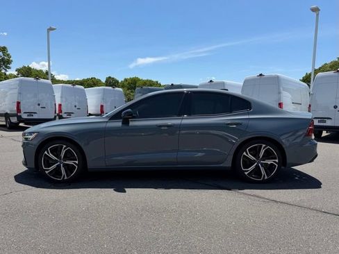 Used 2024 Volvo S60 B5 Plus AWD/4WD image 4