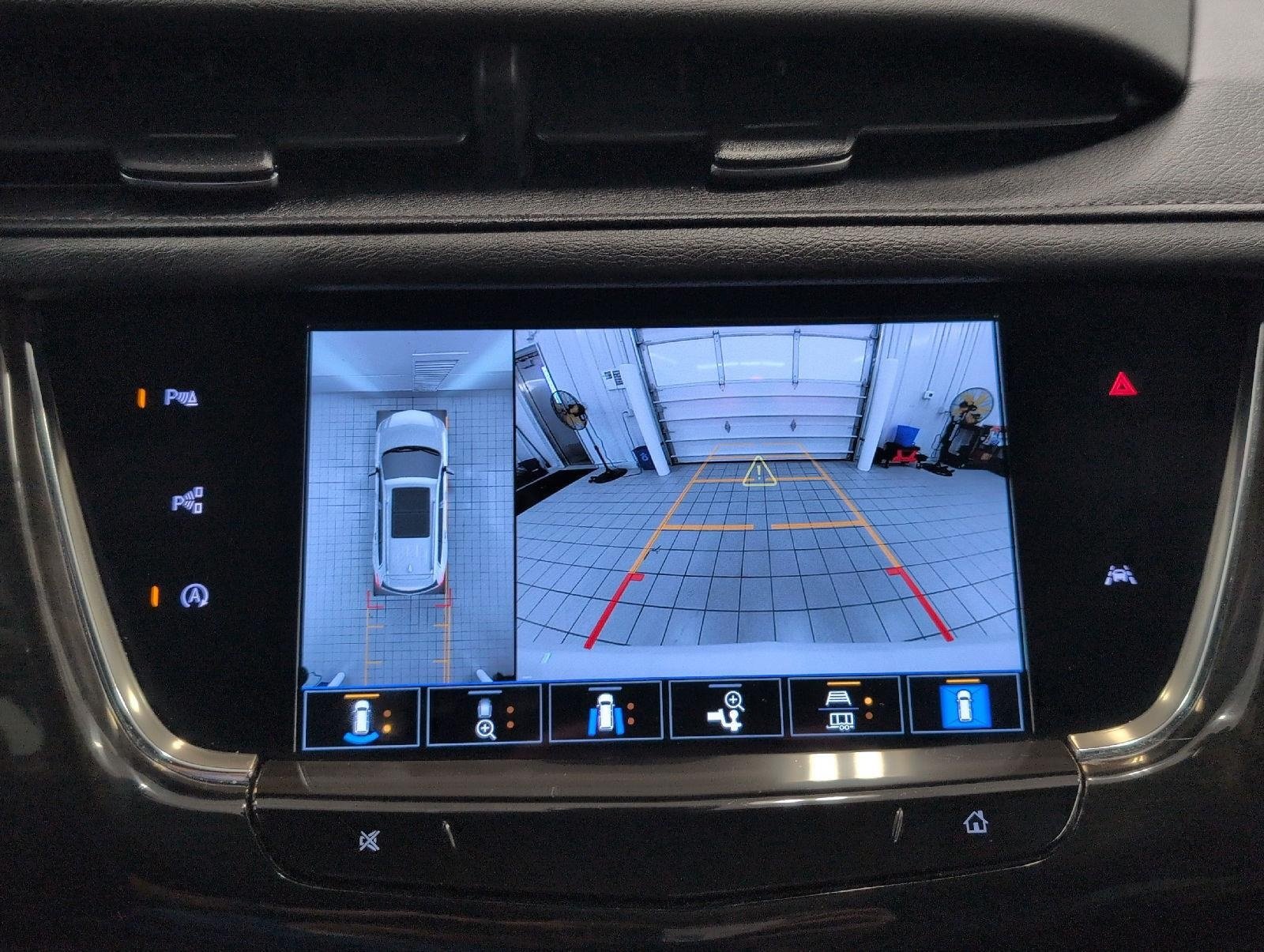 Used 2022 Cadillac XT6 Premium Luxury w/ Technology Package AWD/4WD image 14