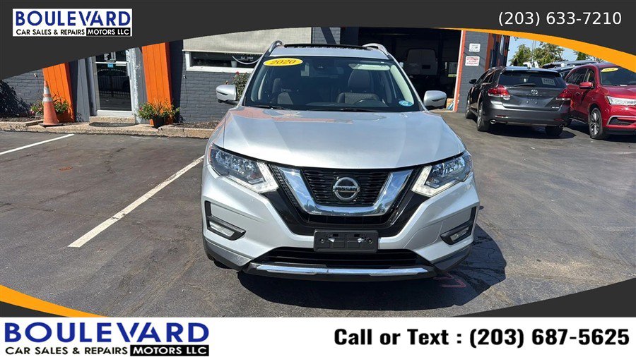 Used 2020 Nissan Rogue SV w/ Sun & Sound Touring Package AWD/4WD image 2