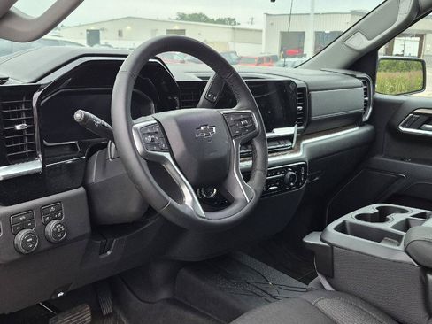 Used 2026 Chevrolet Silverado 1500 RST w/ RST Select Package AWD/4WD image 9