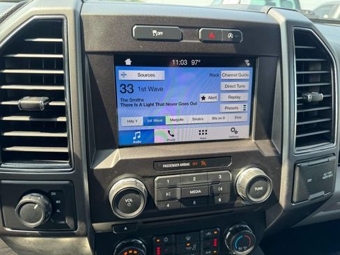 Used 2018 Ford F150 XLT w/ Equipment Group 302A Luxury AWD/4WD image 17