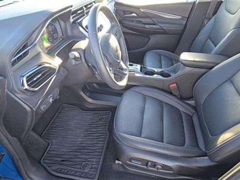 Used 2023 Chevrolet Bolt LT image 13