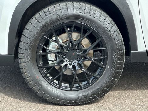 Used 2024 Toyota Grand Highlander XLE image 24