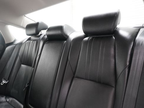 Used 2021 Honda Accord EX-L image 12