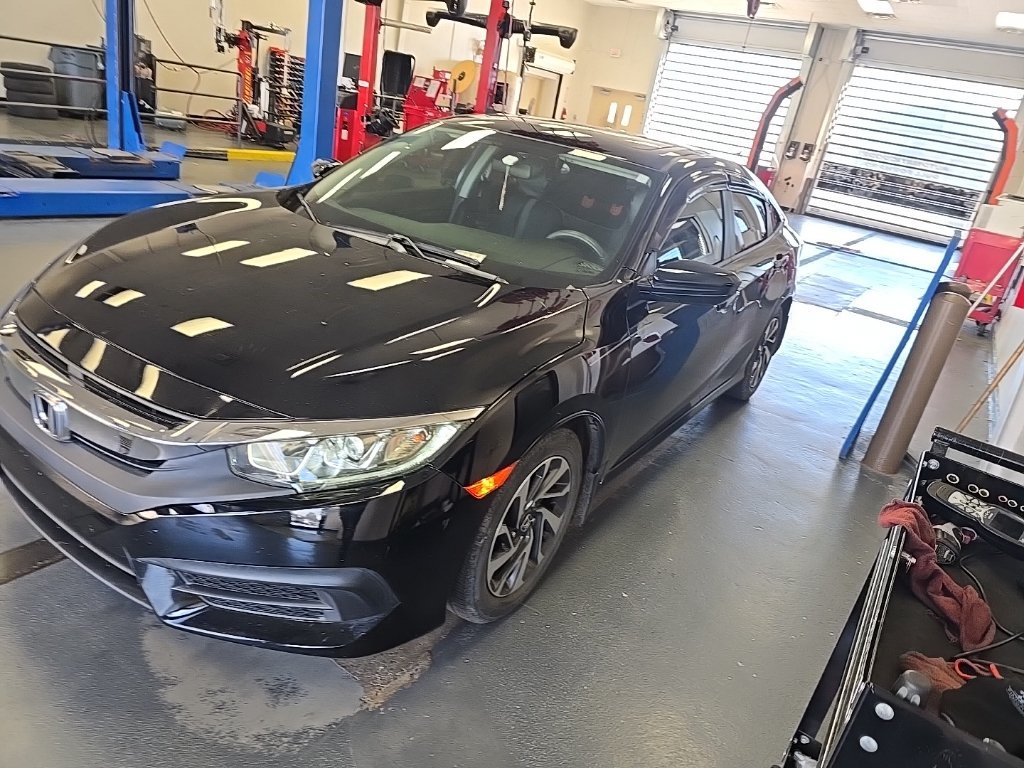 Used 2017 Honda Civic EX image 2
