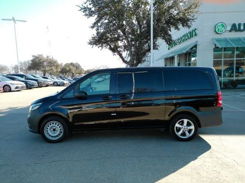 Used 2019 Mercedes-Benz Metris Passenger image 14