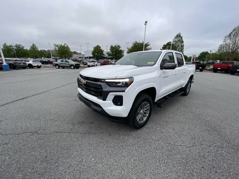 New 2025 Chevrolet Colorado LT w/ LT Convenience Package RWD image 35