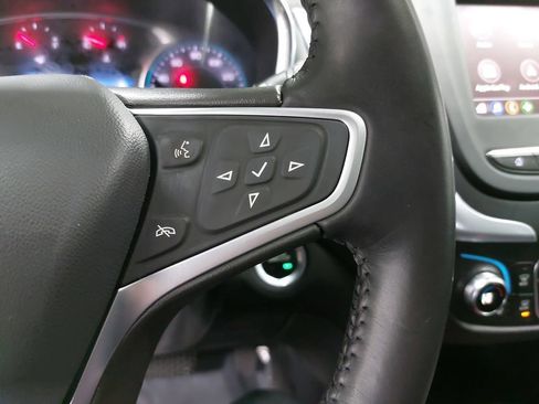 Used 2022 Chevrolet Equinox LT AWD/4WD image 18