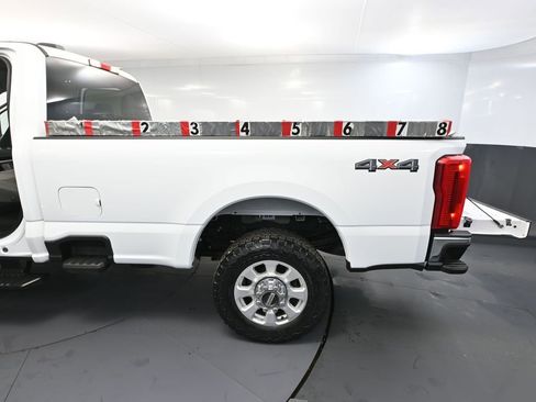 Used 2023 Ford F350 XLT image 38
