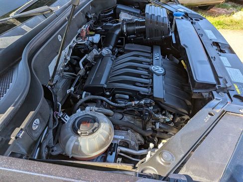 Used 2019 Volkswagen Atlas SE FWD image 21