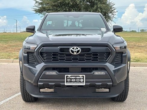 Certified 2025 Toyota Tacoma TRD Off-Road w/ TRD Off Road Upgrade Package AWD/4WD image 3
