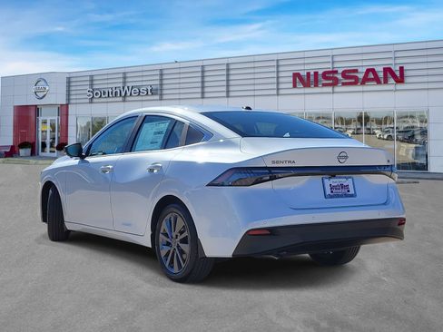 New 2026 Nissan Sentra SL w/ Floor Mat Package FWD image 8