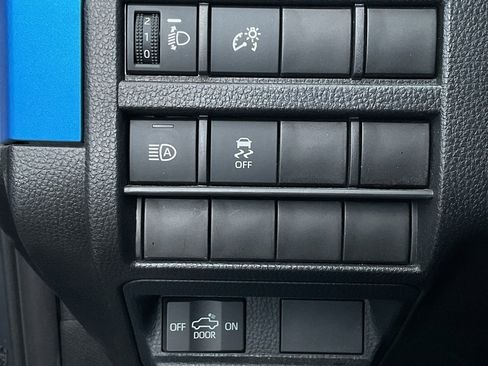 Used 2025 Toyota Tacoma SR5 image 28