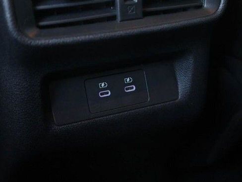 Used 2025 Nissan Murano SV FWD image 22